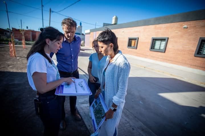 MAYRA Y KATOPODIS INAUGURARON UNA POSTA POLICIAL Y UN PARQUE EN SOLANO
