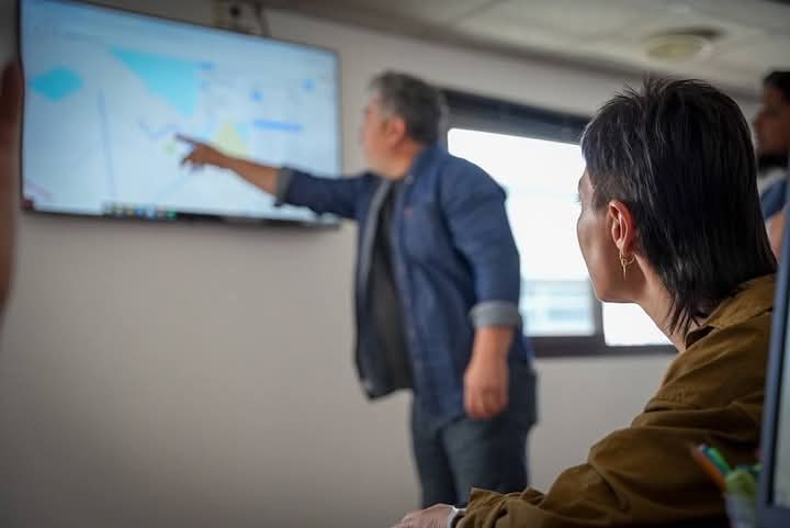 MAYRA PRESENTÓ UN NUEVO SISTEMA DE CONTROL Y SEGUIMIENTO GPS PARA VEHICULOS