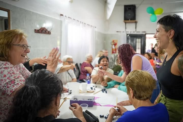 MAYRA ACOMPAÑÓ EL ENCUENTRO DE CIERRE DE AÑO DE LOS JUBILADOS DE QUILMES