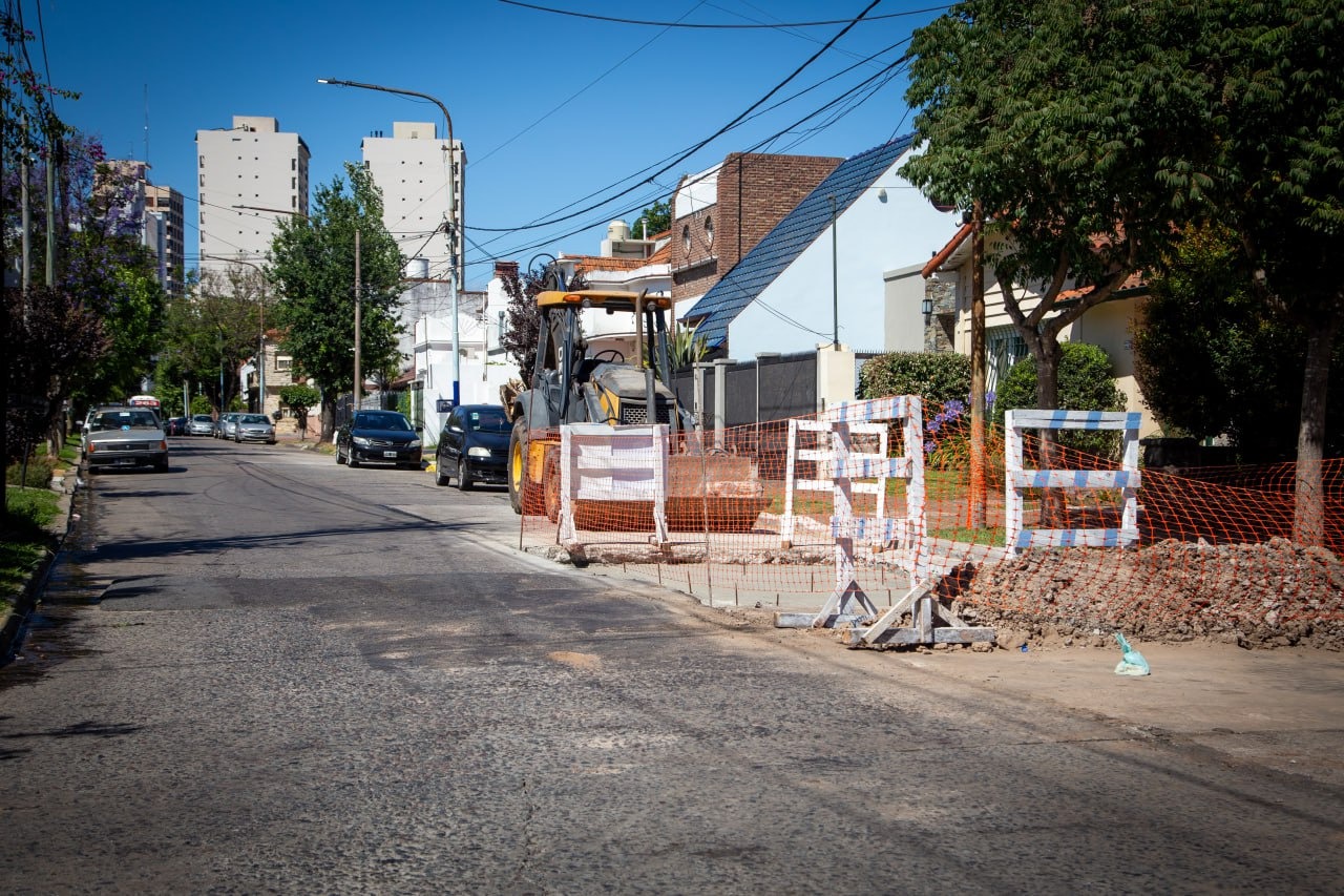 EL MUNICIPIO CONTINÚA REALIZANDO TRABAJOS DE BACHEO CON HORMIGÓN 