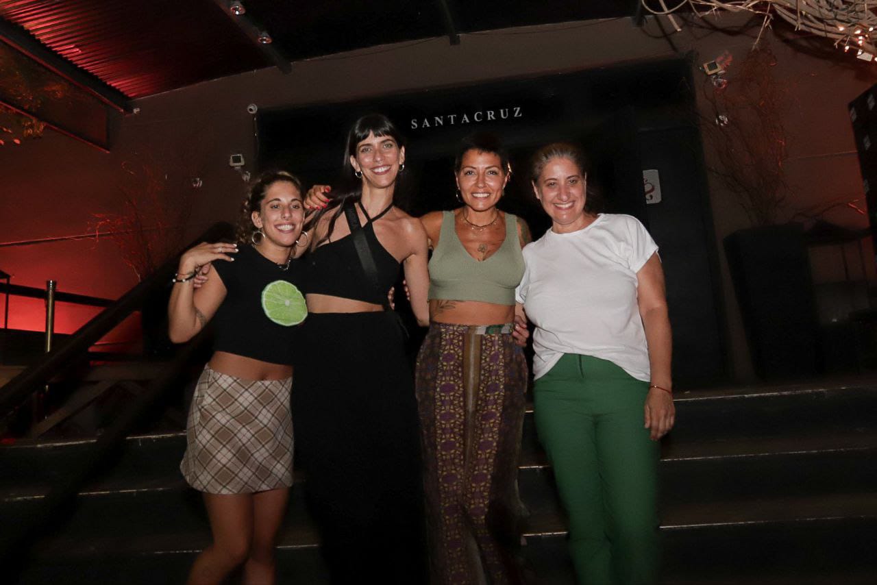  MAYRA JUNTO A CIENTOS DE JÓVENES DEL PROGRAMA ENVIÓN 