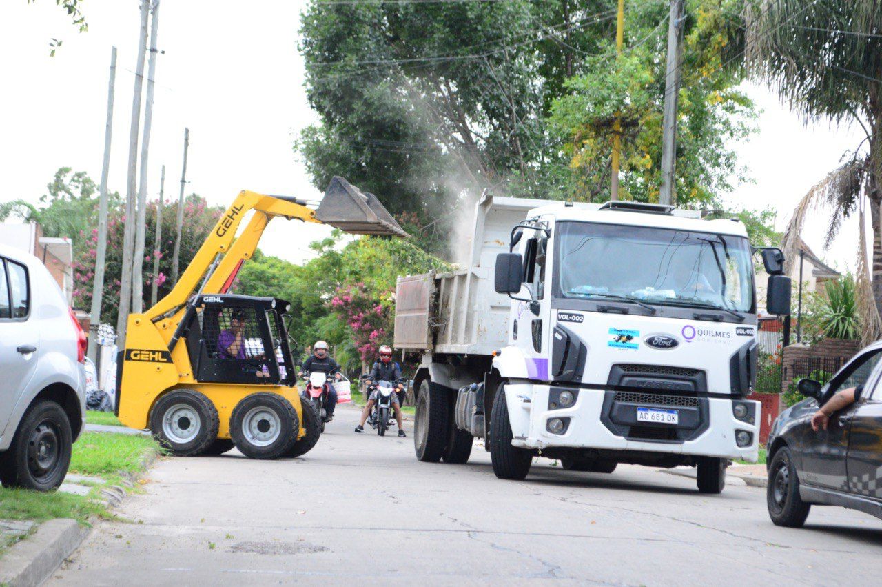 SE REFUERZA LA LIMPIEZA DE SUMIDEROS Y DESOBSTRUCCIÓN DE LOS ARROYOS