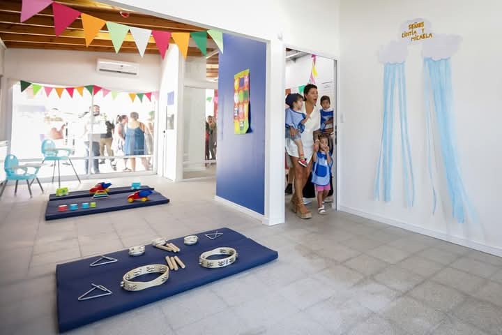 MAYRA INAUGURÓ EL JARDÍN MATERNAL MUNICIPAL DE EZPELETA ESTE