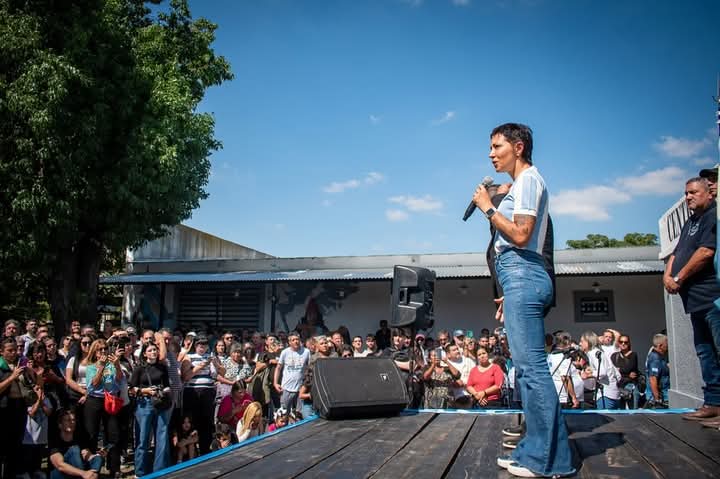 MAYRA MENDOZA PARTICIPÓ DE ACTO  EN EL CENTRO DE VETERANOS DE MALVINAS 