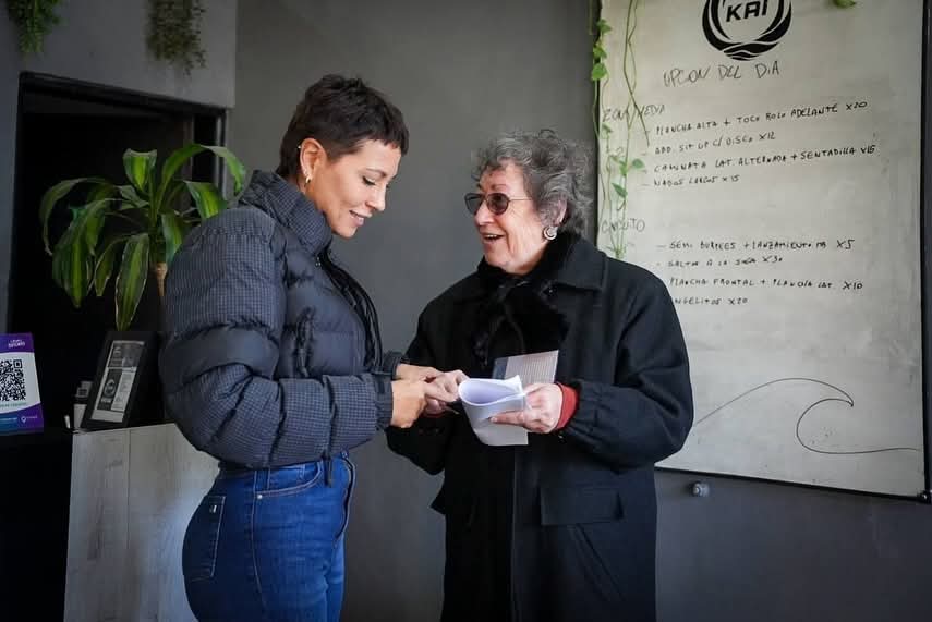 MAYRA ENTREGÓ EL CERTIFICADO DE HABILITACIÓN AL GIMNASIO KAI ENTRENAMIENTO