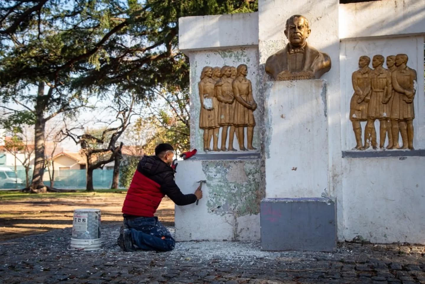 AVANZA LA REFACCIÓN INTEGRAL DE LA PLAZA BELÉN DE BERNAL OESTE 