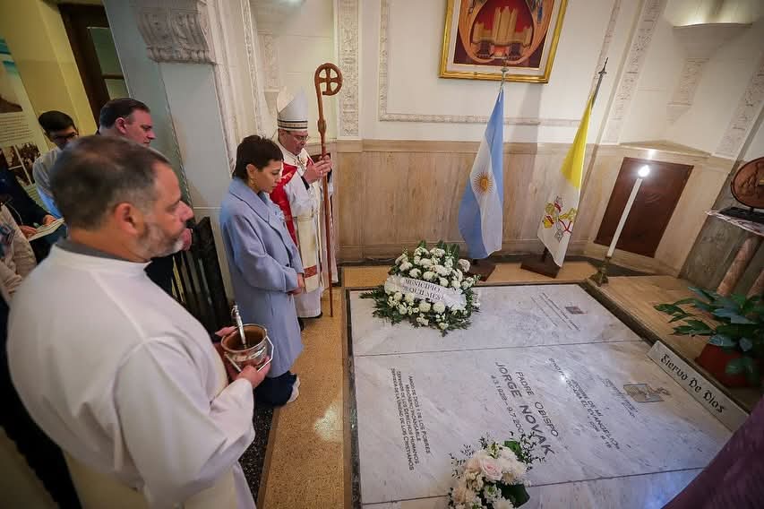 MAYRA PARTICIPÓ DEL TEDEUM POR EL 209º ANIVERSARIO DE LA INDEPENDENCIA