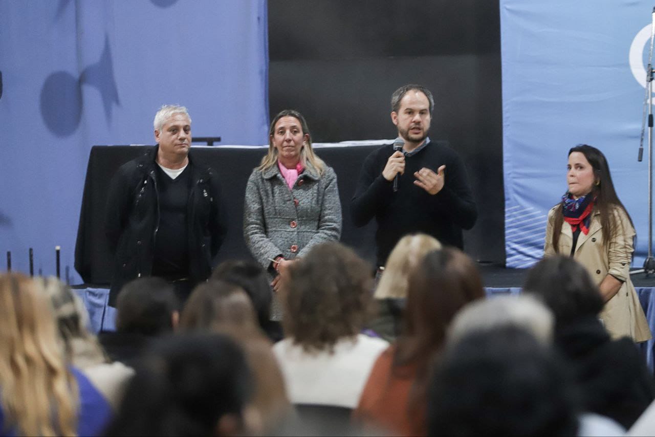 EL MUNICIPIO OTORGÓ SUBSIDIOS A MÁS DE 50 COOPERADORAS ESCOLARES QUILMEÑAS