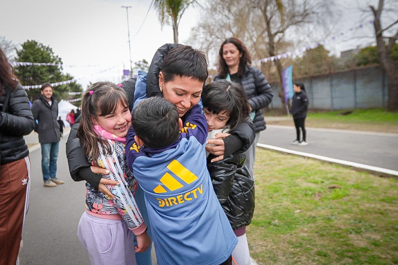 MAYRA EN EL “PARQUE DE JUEGOS” DEL POLIDEPORTIVO “REYNALDO GORNO”