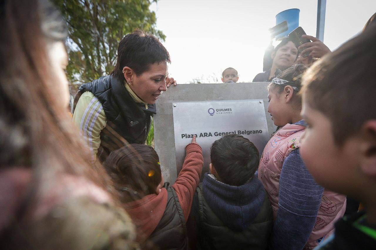 MAYRA INAUGURÓ LA PLAZA ARA GENERAL BELGRANO DE SAN FRANCISCO SOLANO
