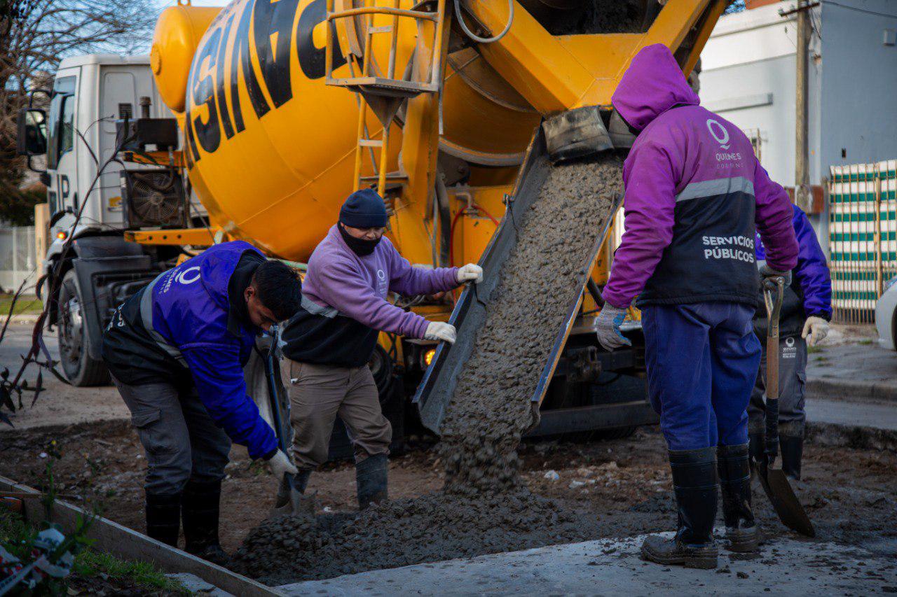 EL MUNICIPIO CONTINÚA CON TRABAJOS DE BACHEO Y DE MANTENIMIENTO DE ESPACIOS