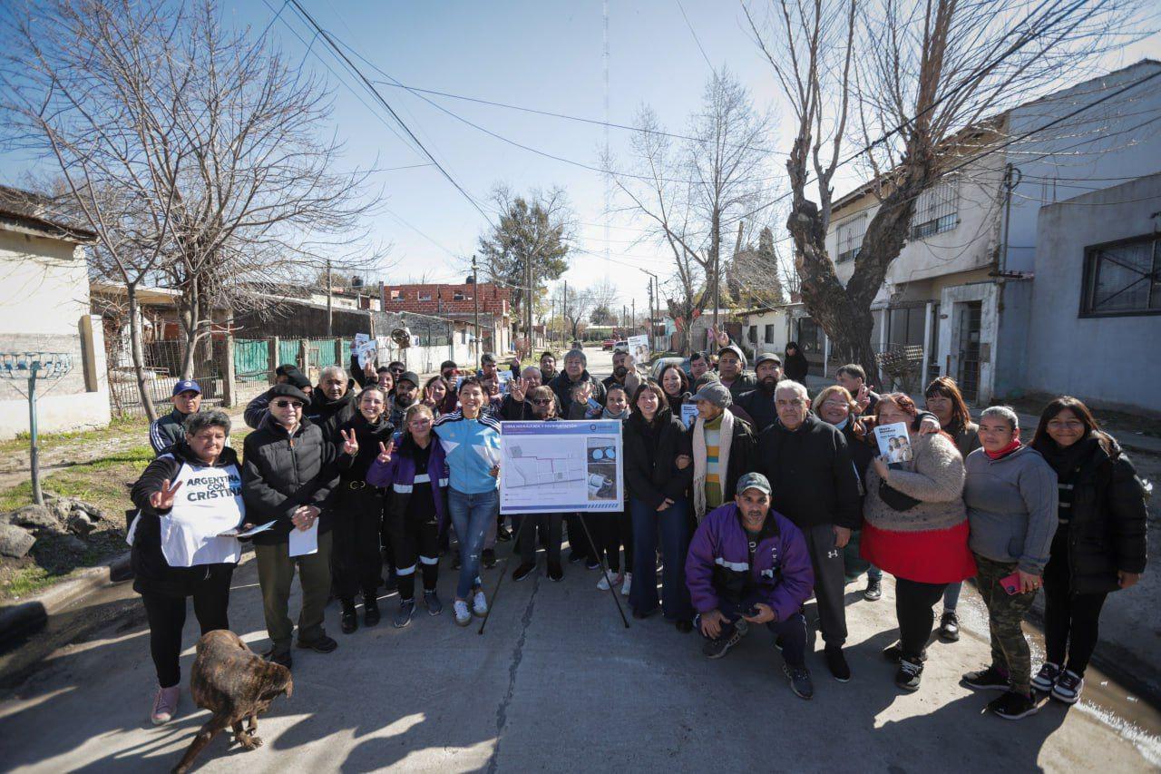 MAYRA Y CECI SOLER RECORRIERON OBRAS DE PAVIMENTOS Y MEJORAS HIDRÁULICAS  