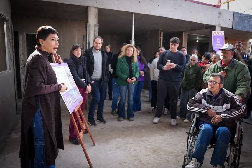 MAYRA Y CECI SOLER SUPERVISARON LA OBRA DE LA BIBLIOTECA Y CENTRO CULTURAL