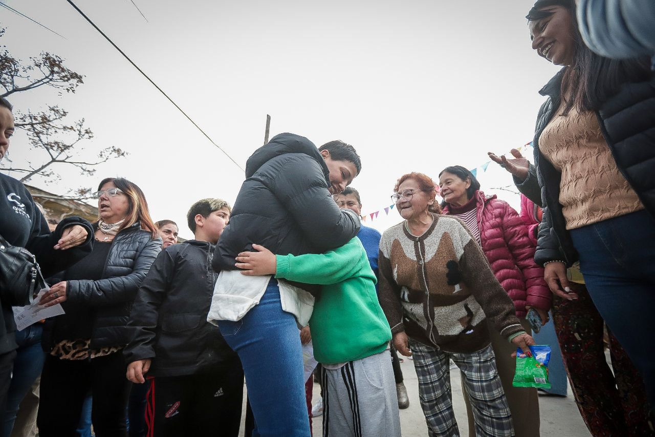 MAYRA INAUGURÓ NUEVAS OBRAS DE ASFALTO EN EL BARRIO SAN ANTONIO 