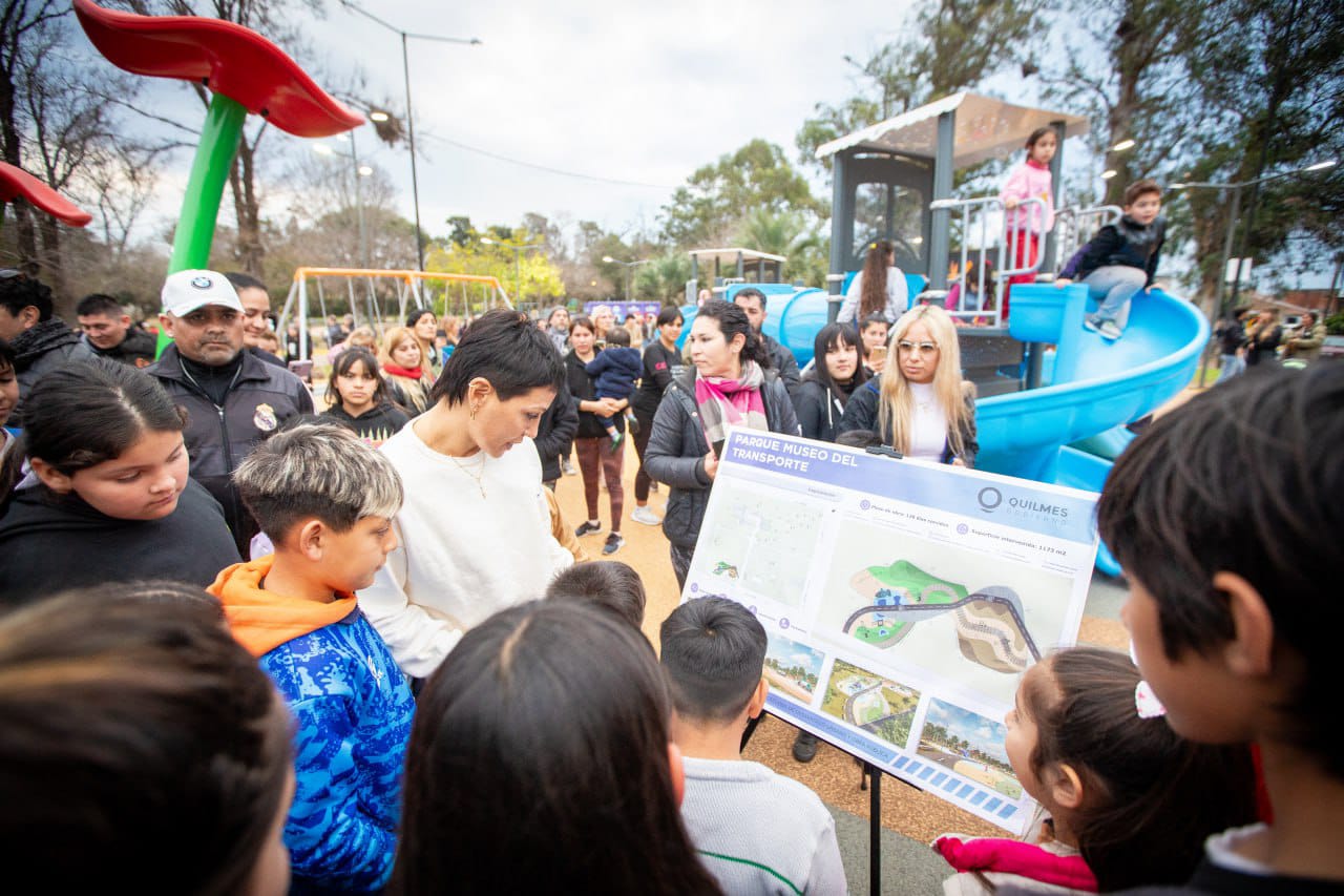 MAYRA INAUGURARÓ LA OBRA DE RENOVACIÓN DEL PARQUE DEL MUSEO DEL TRANSPORTE 