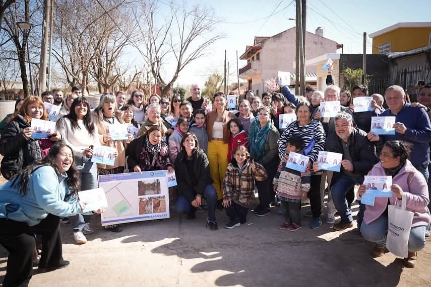  MAYRA Y CECI SOLER SUPERVISARON LA OBRA HIDRÁULICA EZPELETA OESTE