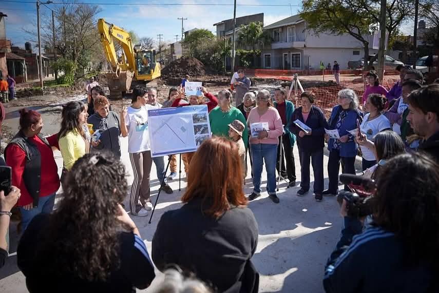 MAYRA Y CECI SOLER SUPERVISARON  LAS OBRAS DE ASFALTO EN SOLANO   
