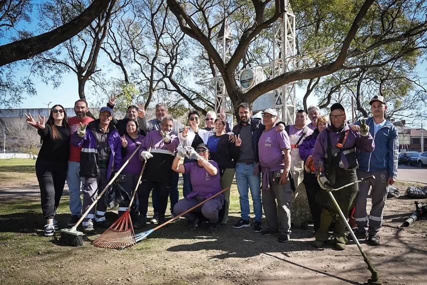 MAYRA RECORRIÓ UN OPERATIVO DE SERVICIOS PÚBLICOS EN QUILMES OESTE