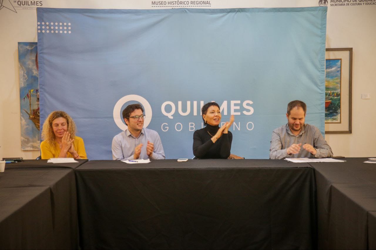  MAYRA ENCABEZÓ UNA REUNIÓN CON INTEGRANTES DE INSTITUCIONES HISTÓRICAS 