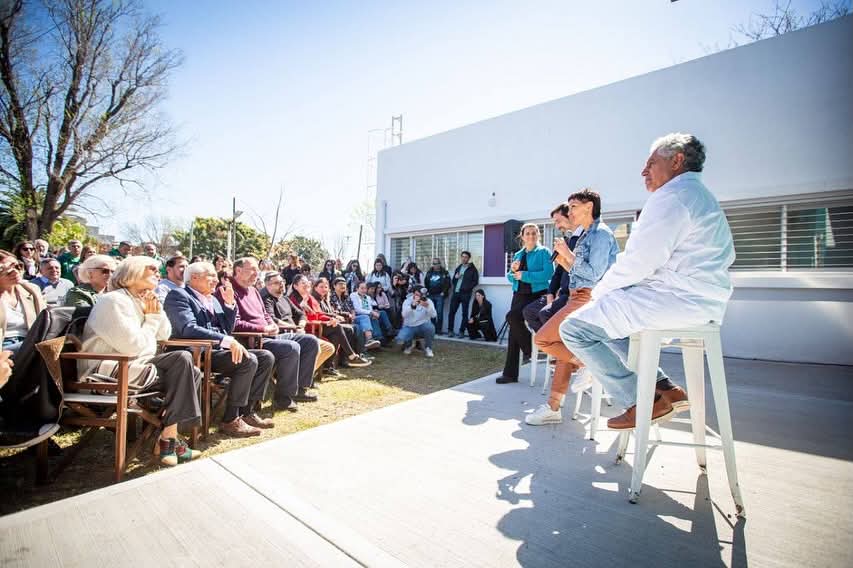 MAYRA CON KREPLAK INAUGURARON EL NUEVO CENTRO  DE SALUD MENTAL DE QUILMES
