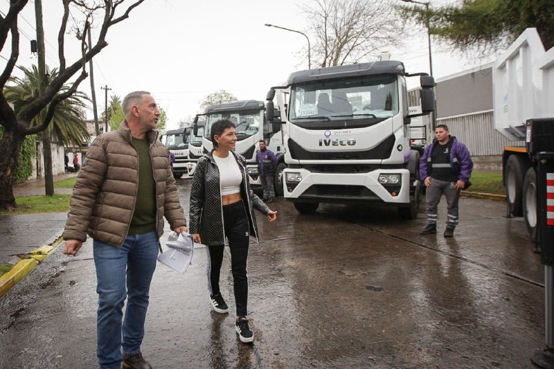 MAYRA PRESENTÓ NUEVOS CAMIONES DESTINADOS AL ÁREA DE AMBIENTE Y GIRSU