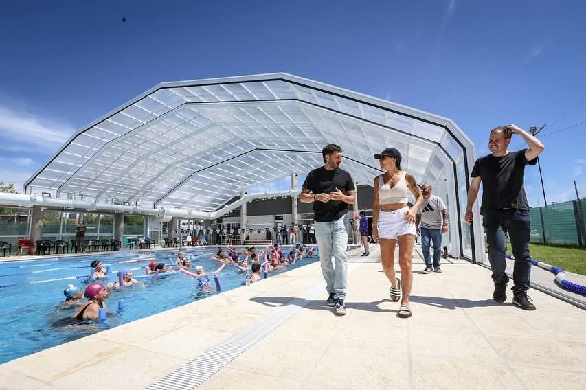 MAYRA INAUGURÓ LAS ACTIVIDADES DEL NUEVO NATATORIO MUNICIPAL