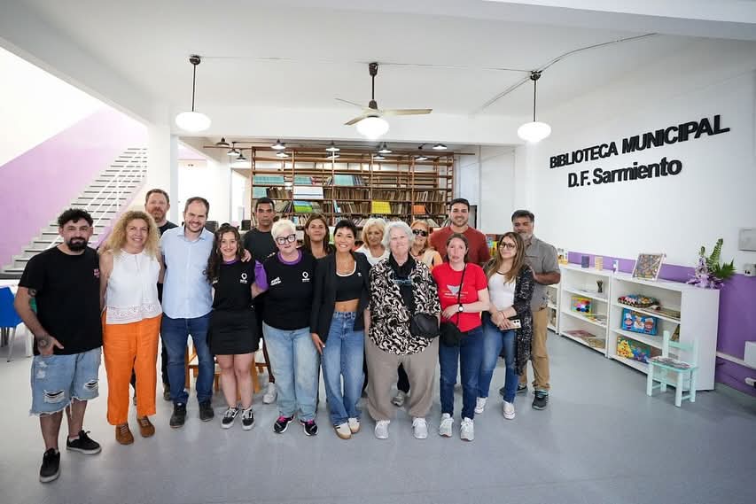MAYRA SUPERVISÓ LAS OBRAS QUE SE REALIZARON EN LA BIBLIOTECA SARMIENTO
