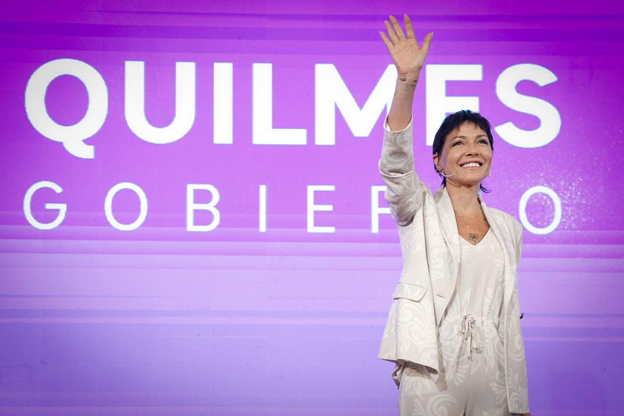 MAYRA PRESENTÓ EL PLAN BIANUAL DE GESTIÓN 2025-2027 EN UN ACTO EN LA UNQ