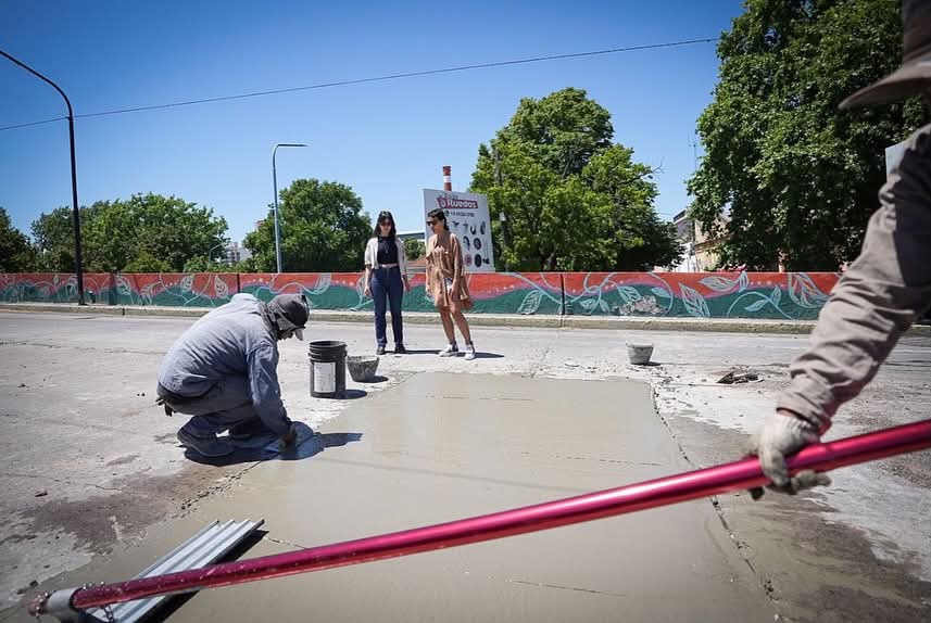 MAYRA SUPERVISÓ LOS TRABAJOS PARA LA RECONSTRUCCIÓN INTEGRAL DEL PUENTE 14 