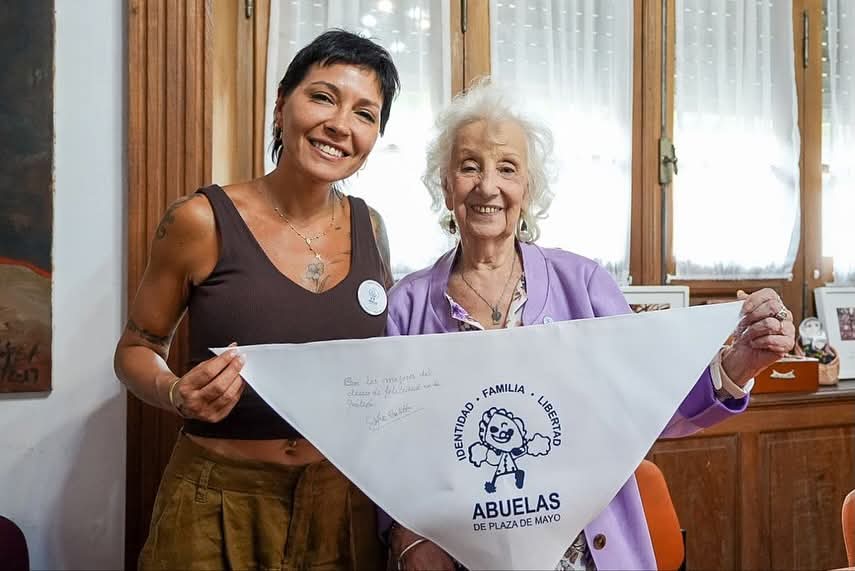MAYRA FIRMÓ UN CONVENIO ENTRE EL MUNICIPIO Y LAS ABUELAS DE PLAZA DE MAYO