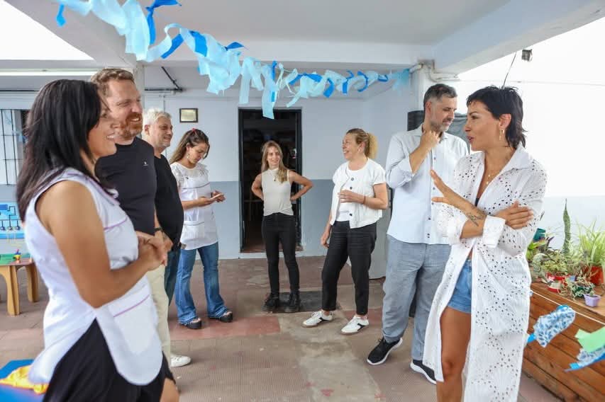 MAYRA SUPERVISÓ LAS OBRAS REALIZADAS EN LA EP Nº 16 EN QUILMES OESTE