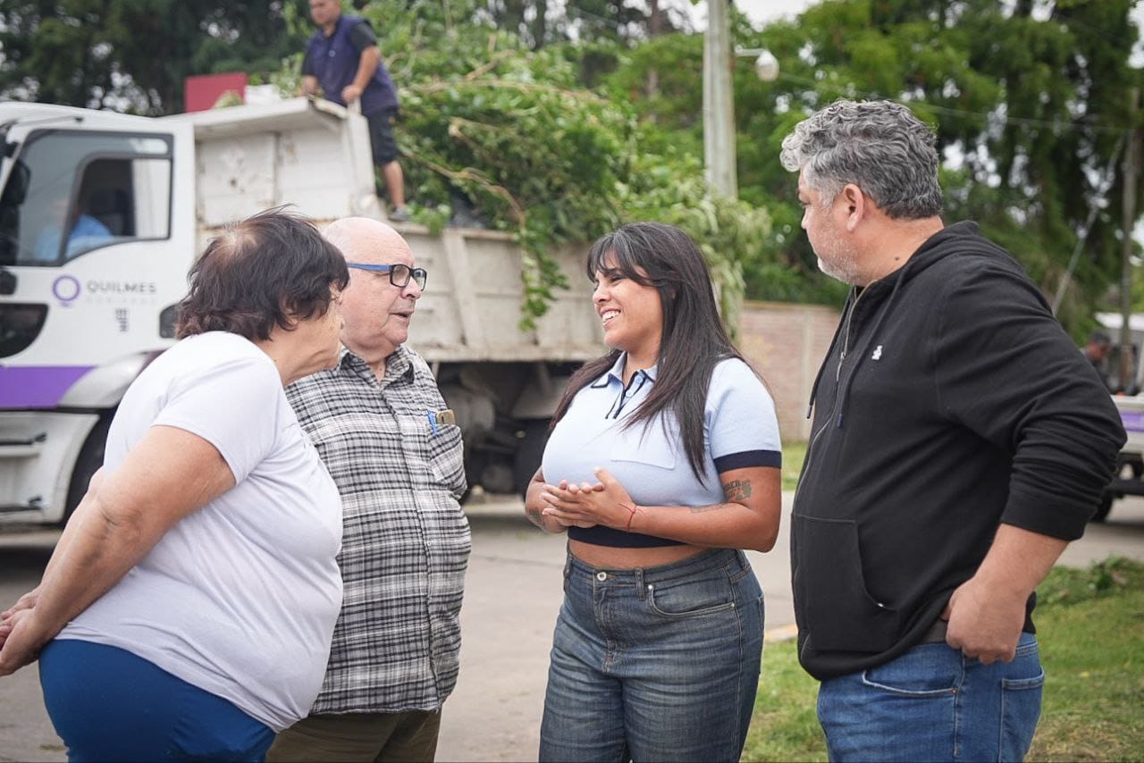 NUEVO OPERATIVO INTEGRAL DE LIMPIEZA EN EL BARRIO FERRONAVAL DE EZPELETA