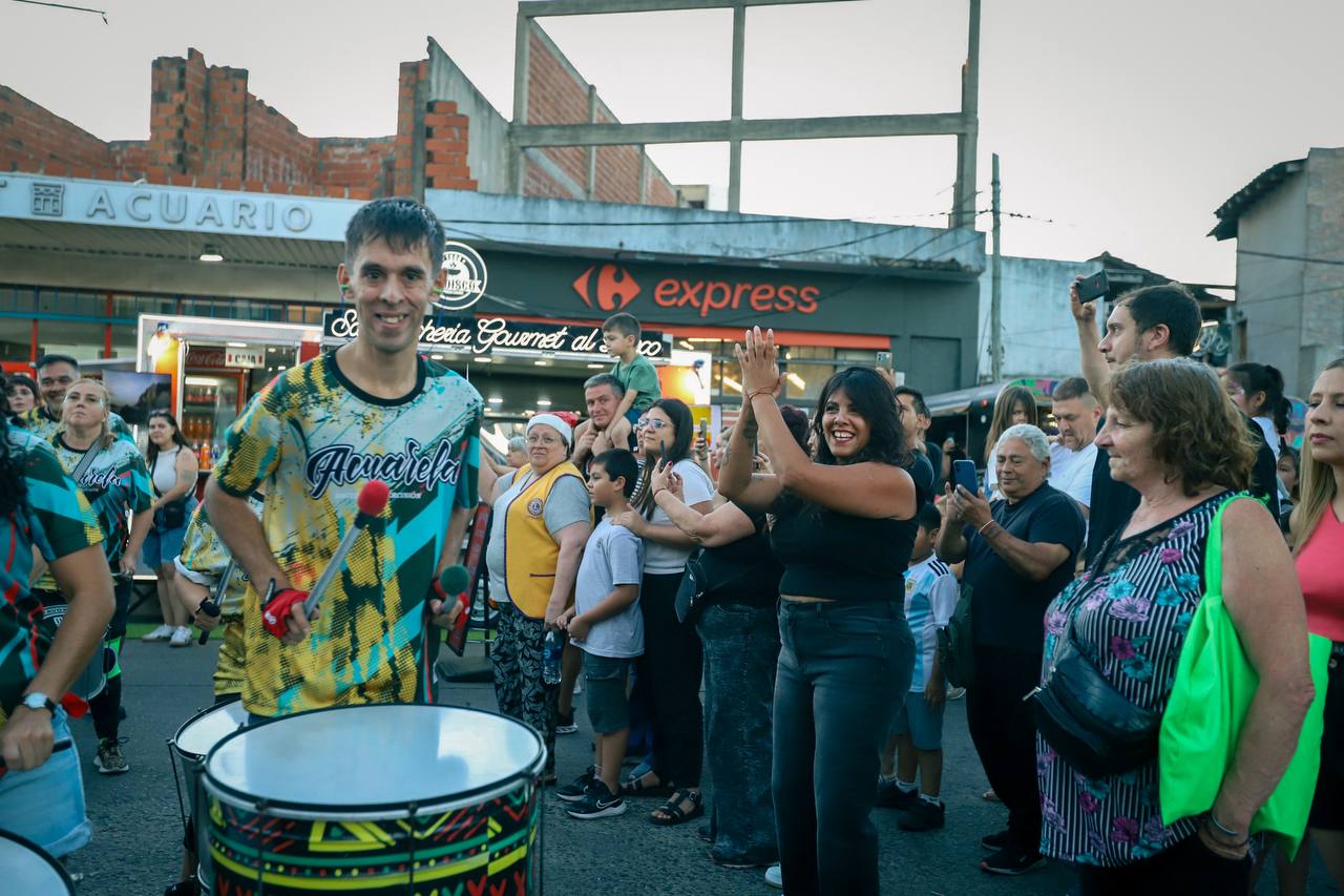 VECINAS Y VECINOS DE EZPELETA DISFRUTARON DE “LAS NOCHES DE QUILMES”