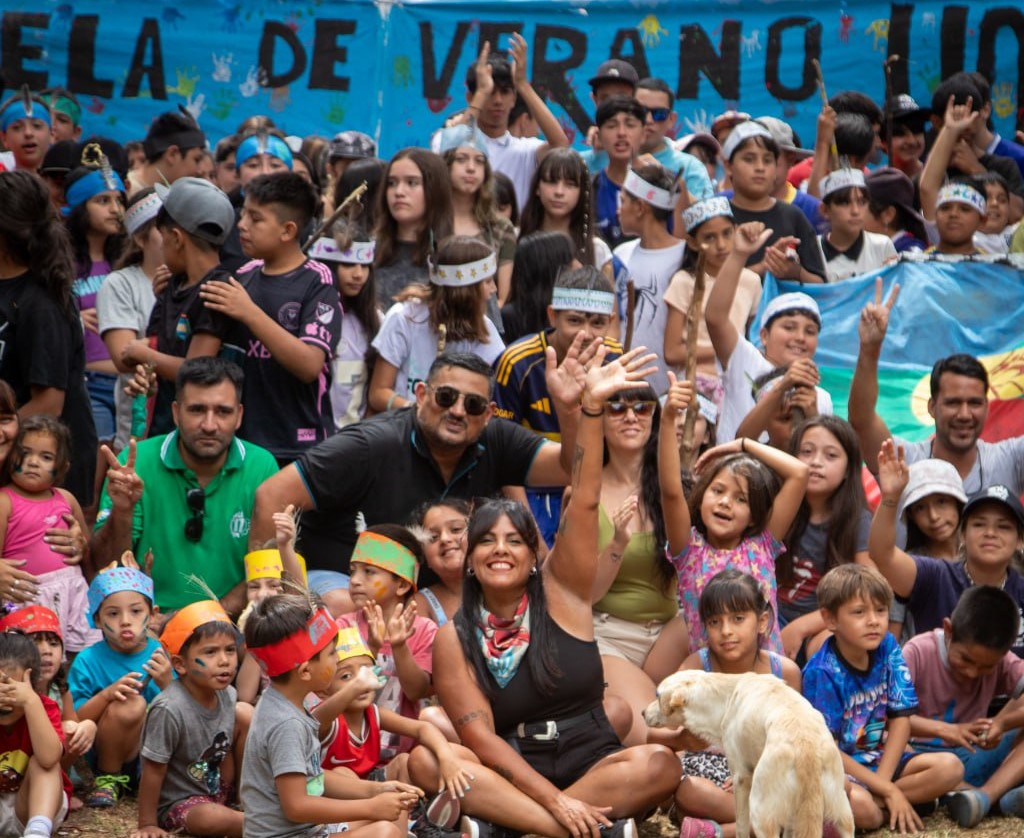 FINALIZÓ EL PROGRAMA DE ESCUELAS ABIERTAS 2026 CON MUCHA ESPUMA Y DIVERSIÓN