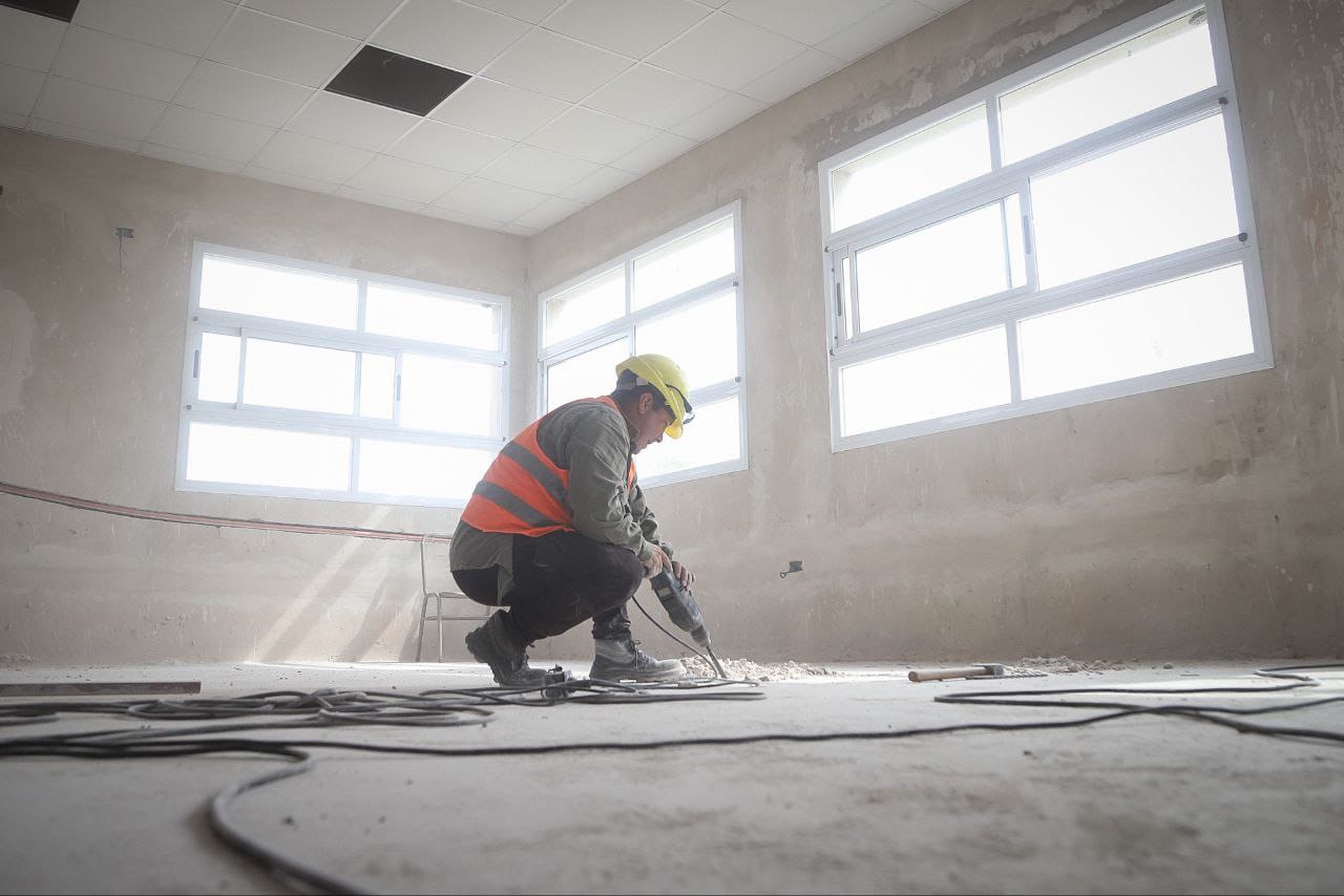 CONTINÚAN LAS OBRAS DE AMPLIACIÓN EN LA ESCUELA SECUNDARIA TÈCNICA Nº 1