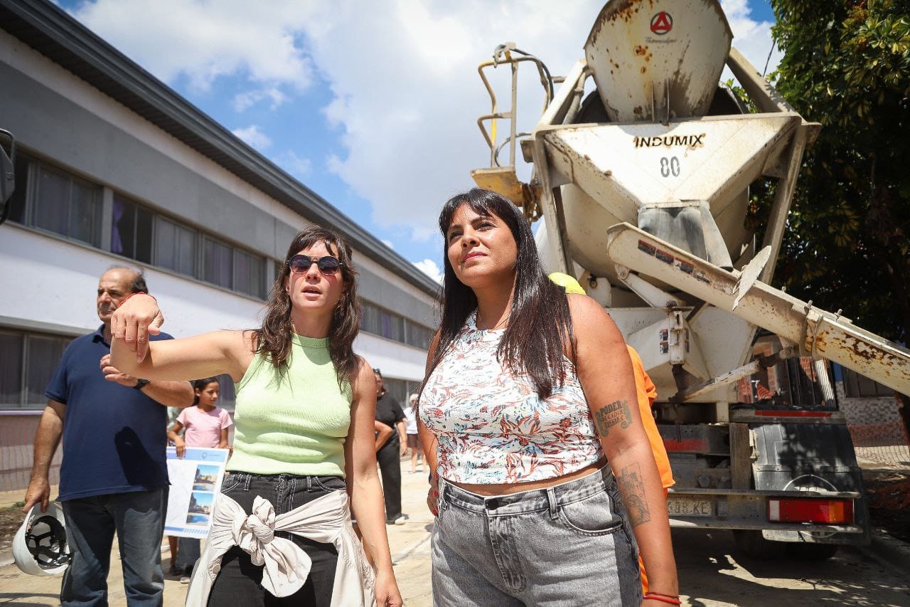 COMENZÓ LA CONSTRUCCIÓN DE 13 NUEVOS ASFALTOS  IAPI Y LA LOMA 