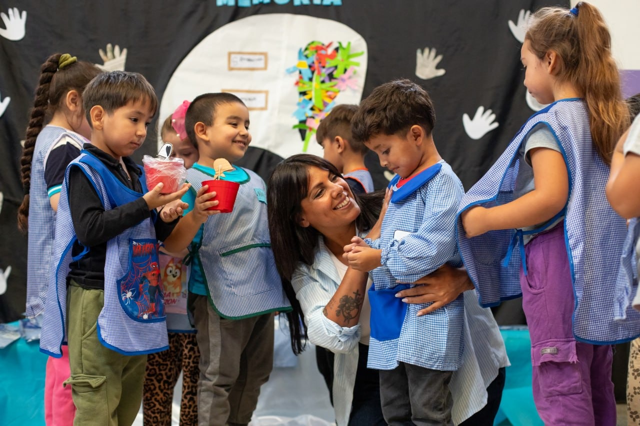 JORNADA POR LA MEMORIA CON LA COMUNIDAD EDUCATIVA DE LA EES Nº 74 Y EL JARD