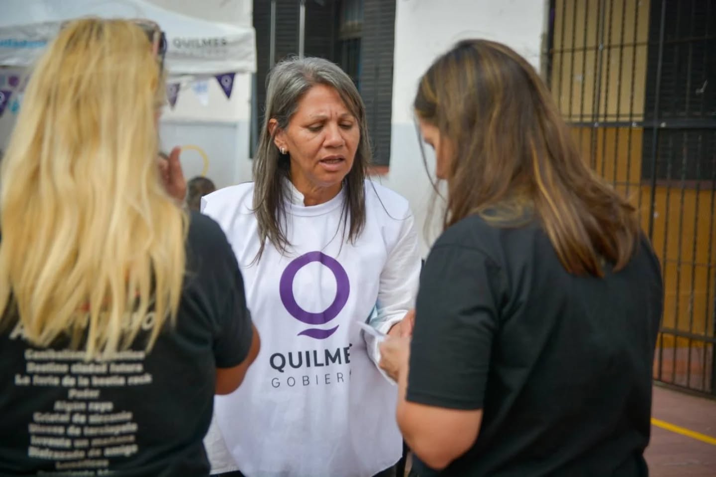 NUEVA EDICIÓN DEL OPERATIVO QUILMES CERCA EN EL EDIFICIO DE LA EP26 y ES62
