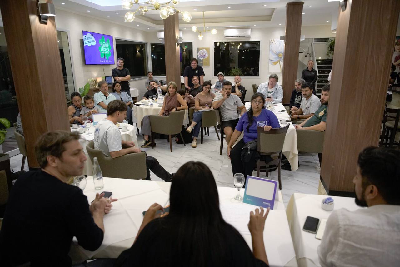 EVA MIERI Y FUNCIONARIOS MUNICIPALES SE REUNIERON CON GASTRONÓMICOS