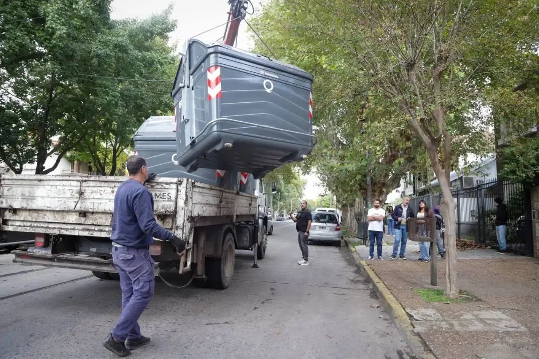 EL MUNICIPIO AVANZA EN LA AMPLIACIÓN DE LA ZONA DE CONTENERIZACIÓN 