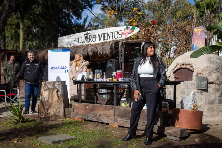 EL MUNICIPIO ENTREGÓ LA HABILITACIÓN AL LOCAL GASTRONÓMICO “RÍO HAUS CLUB"