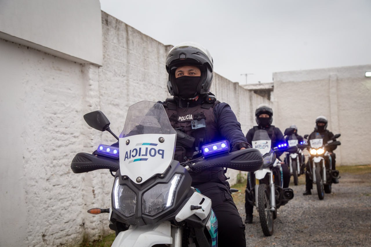 OPERATIVO DE SATURACIÓN EN QUILMES OESTE Y REUNIÓN EN LA COMISARÍA Nº 9