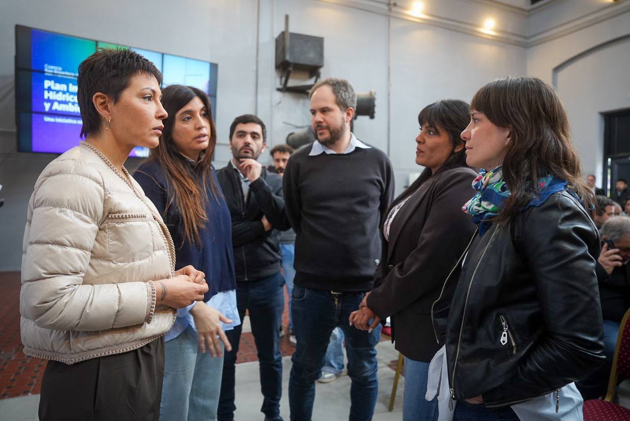 MAYRA, EVA MIERI Y DANIELA VILAR EN UNA JORNADA CLIMÁTICA SOBRE 