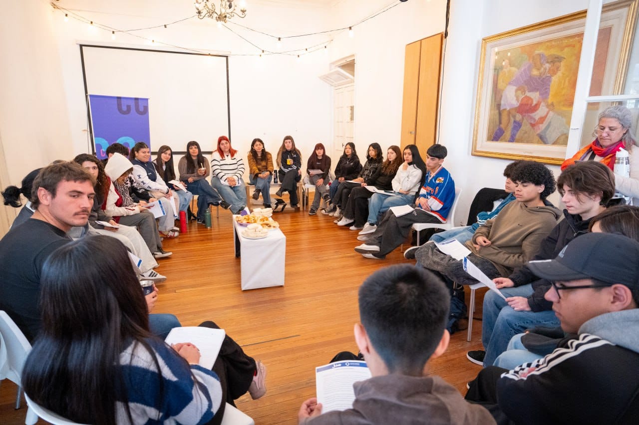 EVA CON INTEGRANTES DEL CONSEJO CONSULTIVO Y REPRESENTANTES DE ESCUELAS 