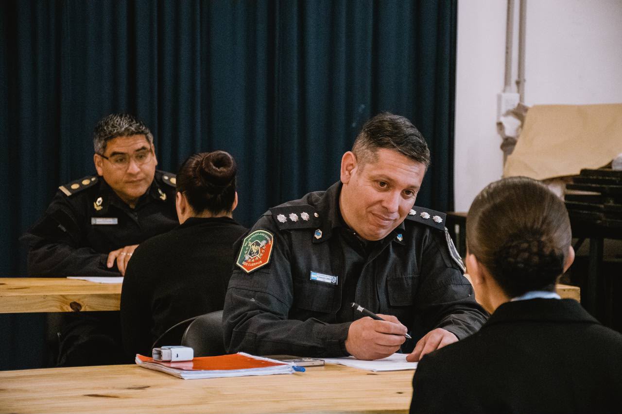 Jornada de Evaluación Teórica a aspirantes a ingresar a la Policía 